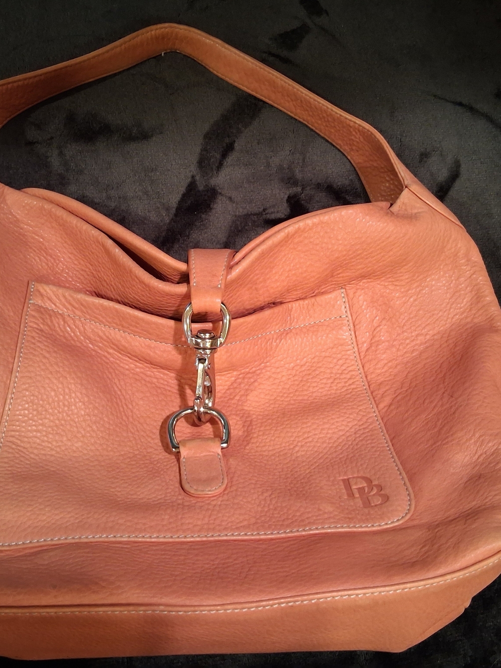 Dooney And Bourke Leather Hobo Shoulder Bag in Peach And Wristlet - Picture 3 of 5